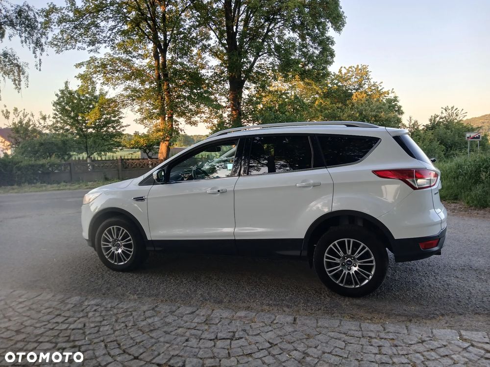 Ford Kuga 2.0 TDCi 4x4 Titanium - 8