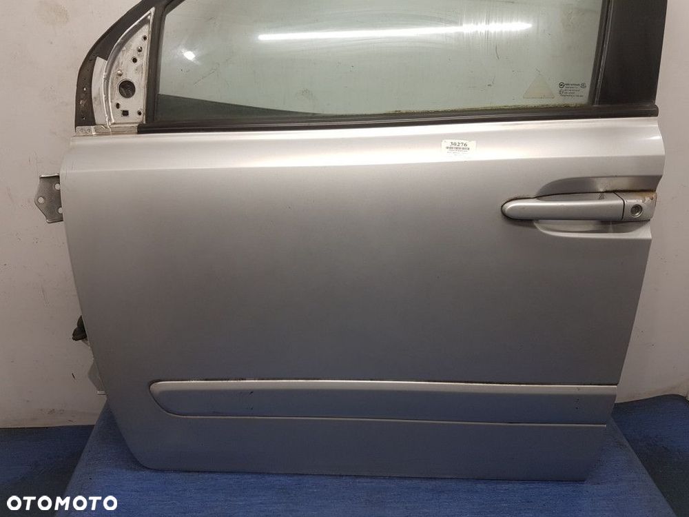 KIA CARNIVAL II DRZWI PRZÓD LEWE - 2