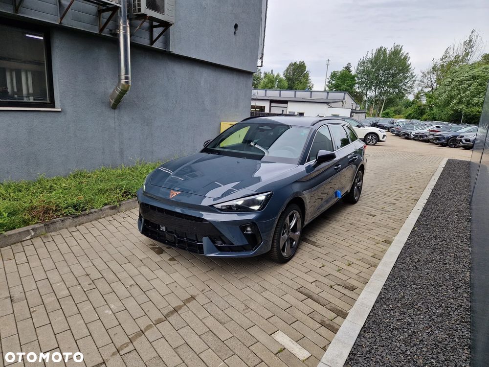 Cupra Leon Sportstourer 2.0 TSI 4Drive DSG - 2