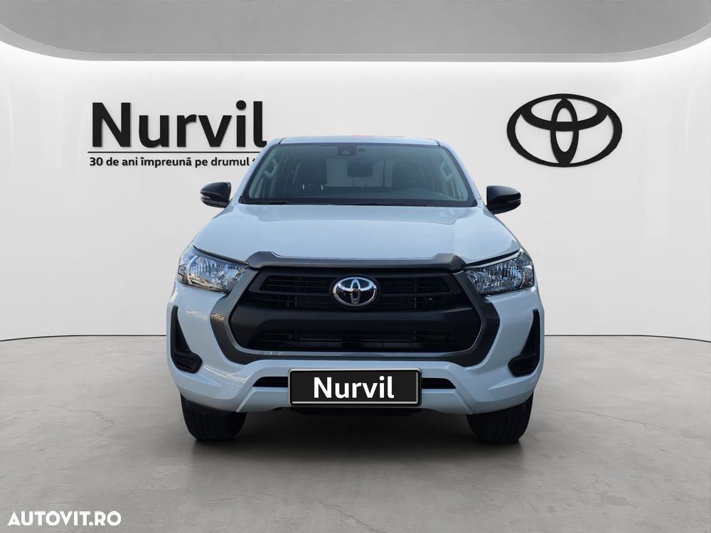 Toyota Hilux 2.8D 204CP 4x4 Double Cab MT Comfort - 3