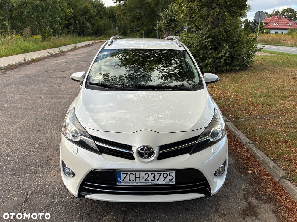 Toyota Verso 1.8 Premium EU5 7os - 2