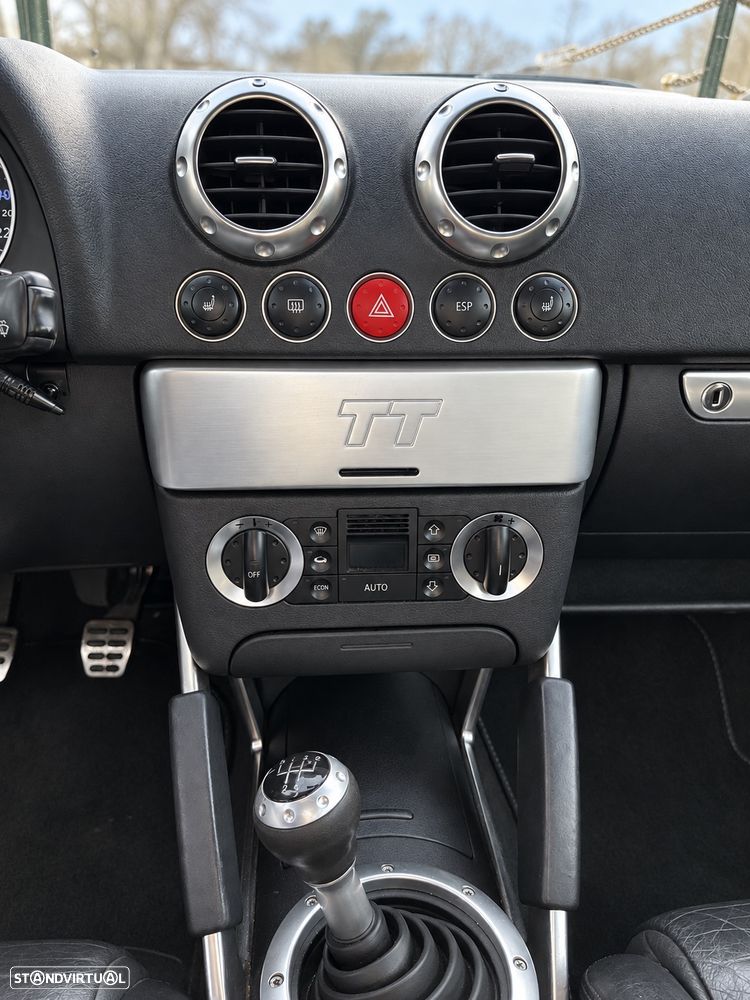 Audi TT Coupé 1.8 T — photo 5