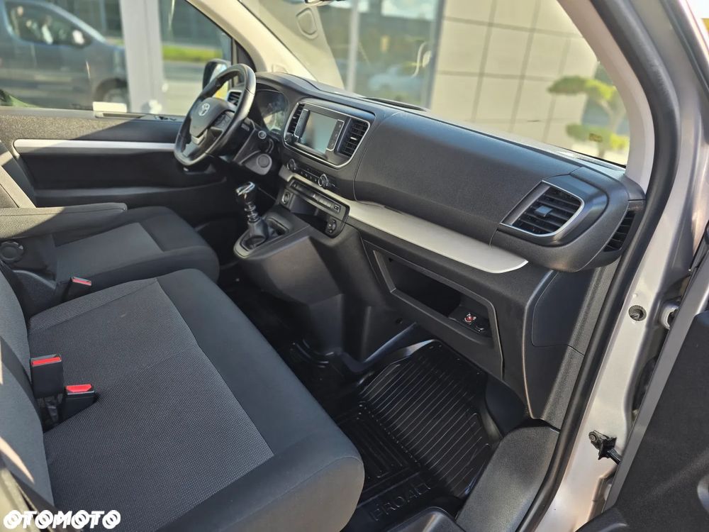 Toyota Proace Verso 2.0 D4-D Long Business - 33