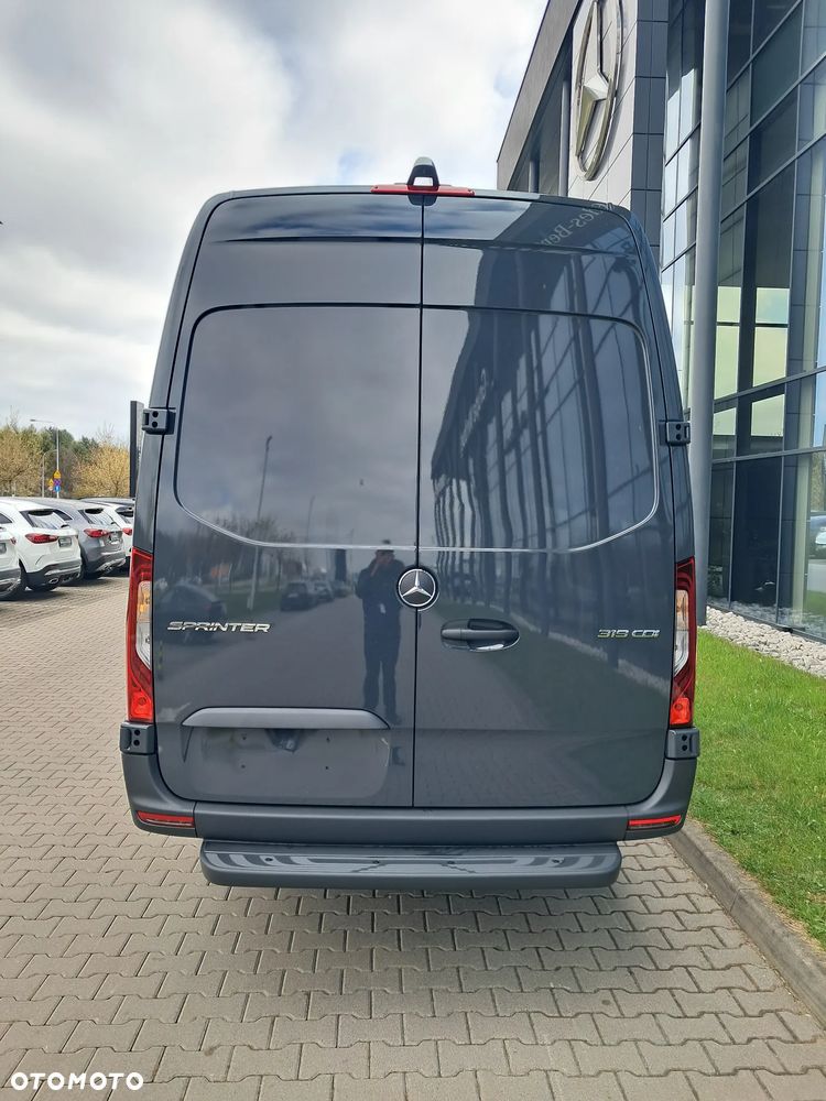 Mercedes-Benz Sprinter 319 CDI Furgon PRO długi 4325 mm L3H2 - 8