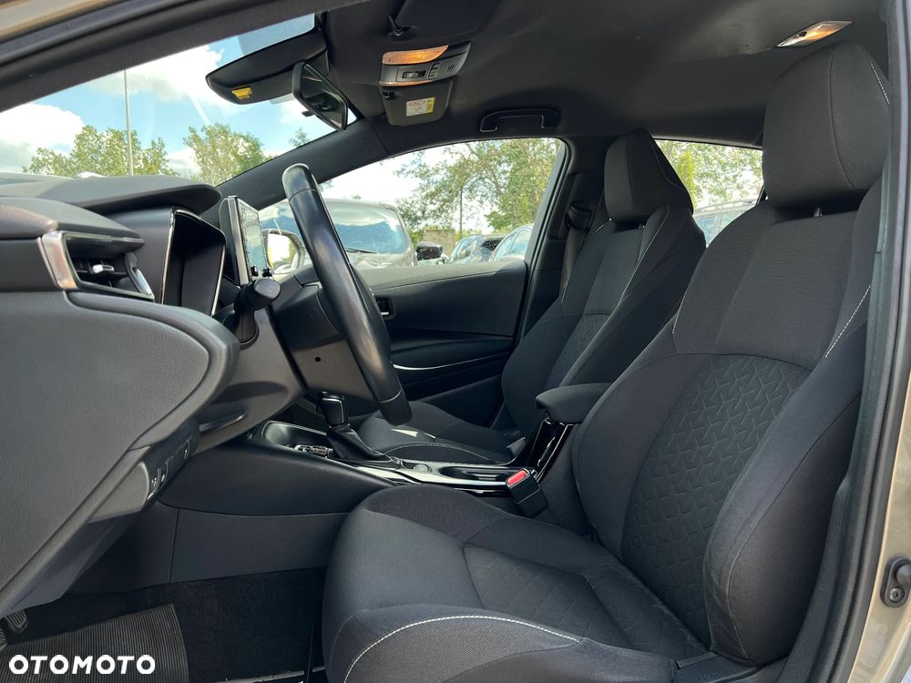 Toyota Corolla - 15