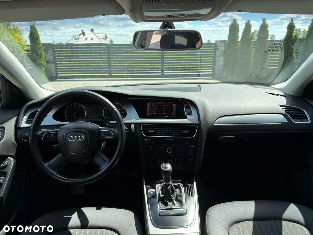 Audi A4 Limousine 1.8 TFSI Limited Edition - 33