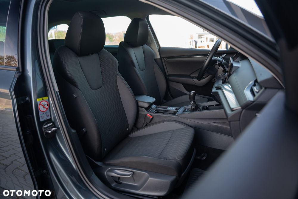 Skoda Octavia 1.5 TSI ACT Style - 24