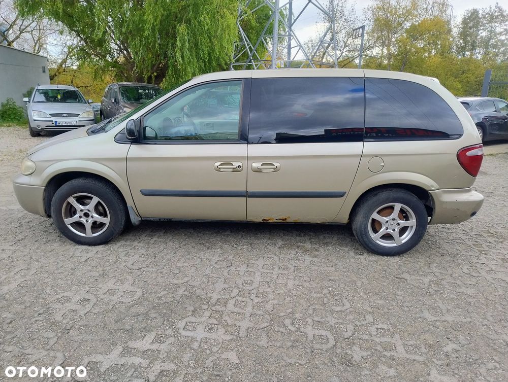 Chrysler Town & Country 3.3 - 6