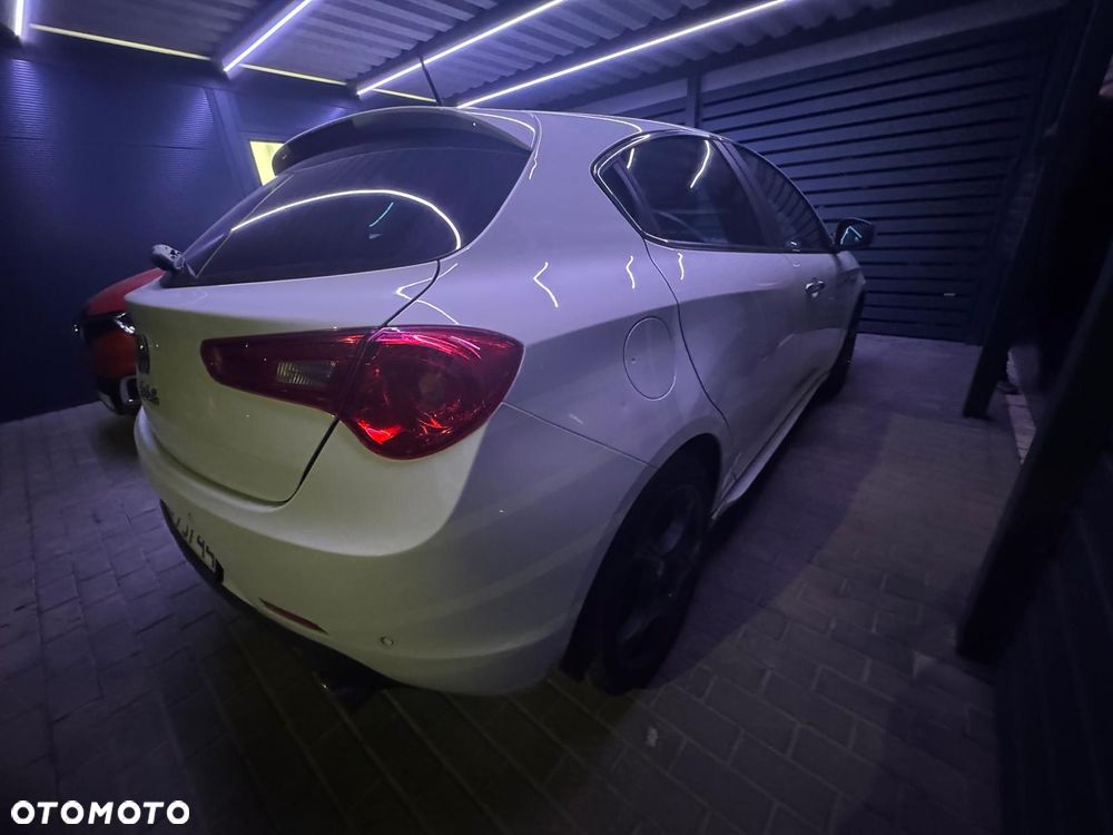 Alfa Romeo Giulietta 1.4 TB MultiAir Distinctive - 5