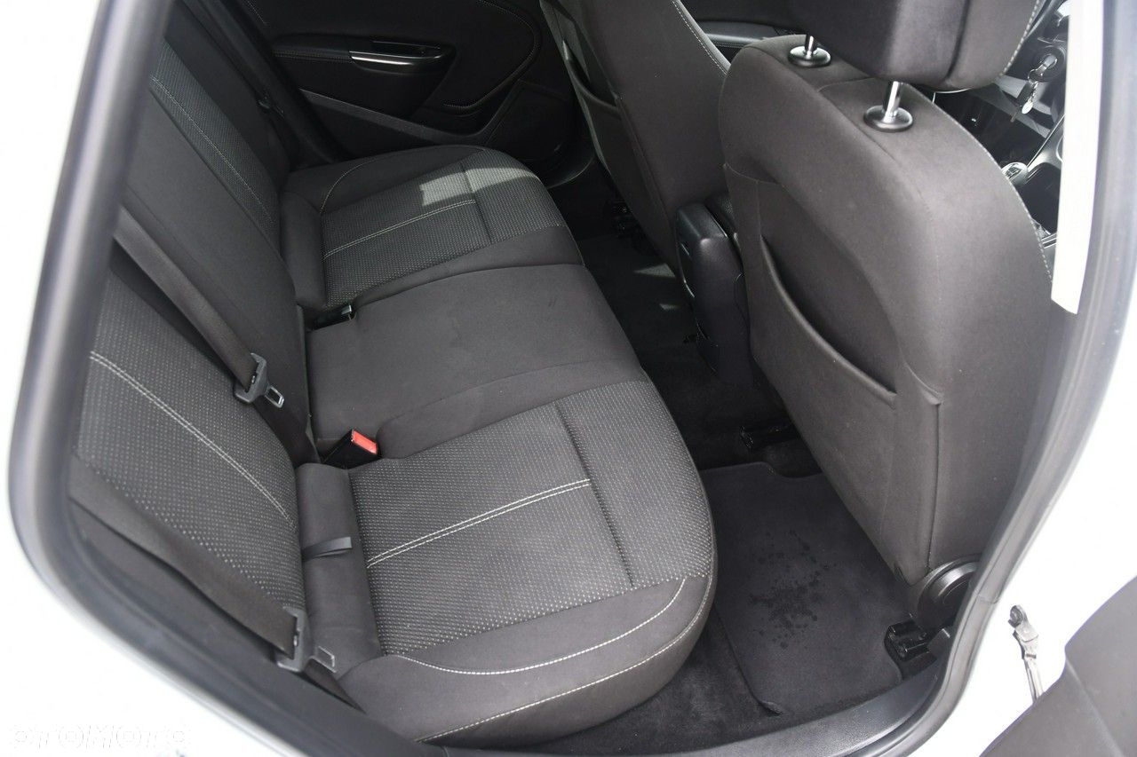 Opel Astra - 19