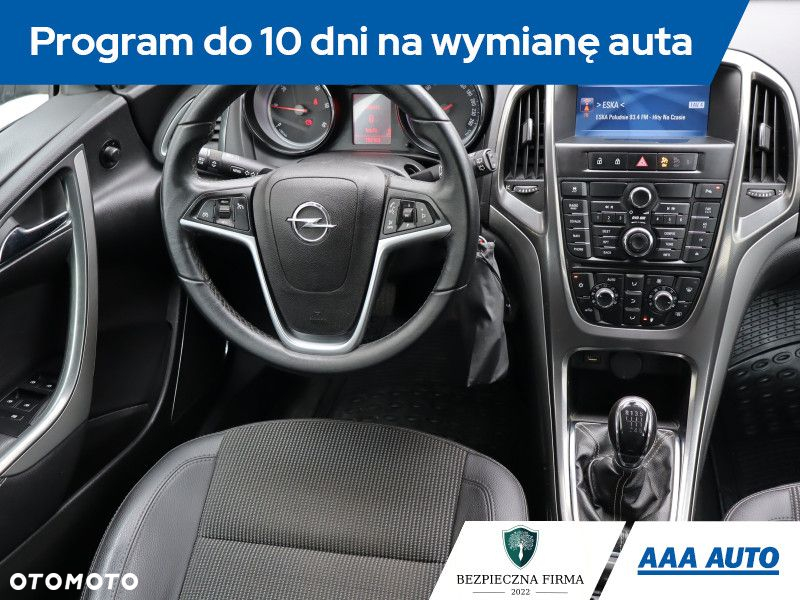 Opel Astra - 8