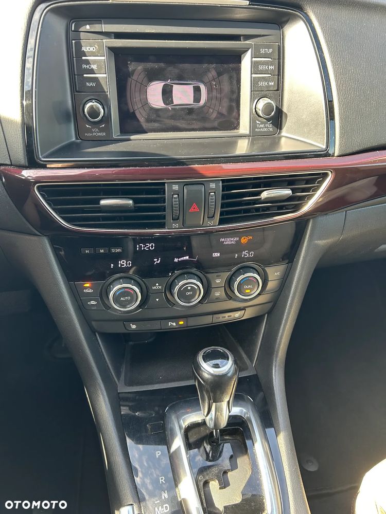Mazda 6 - 12