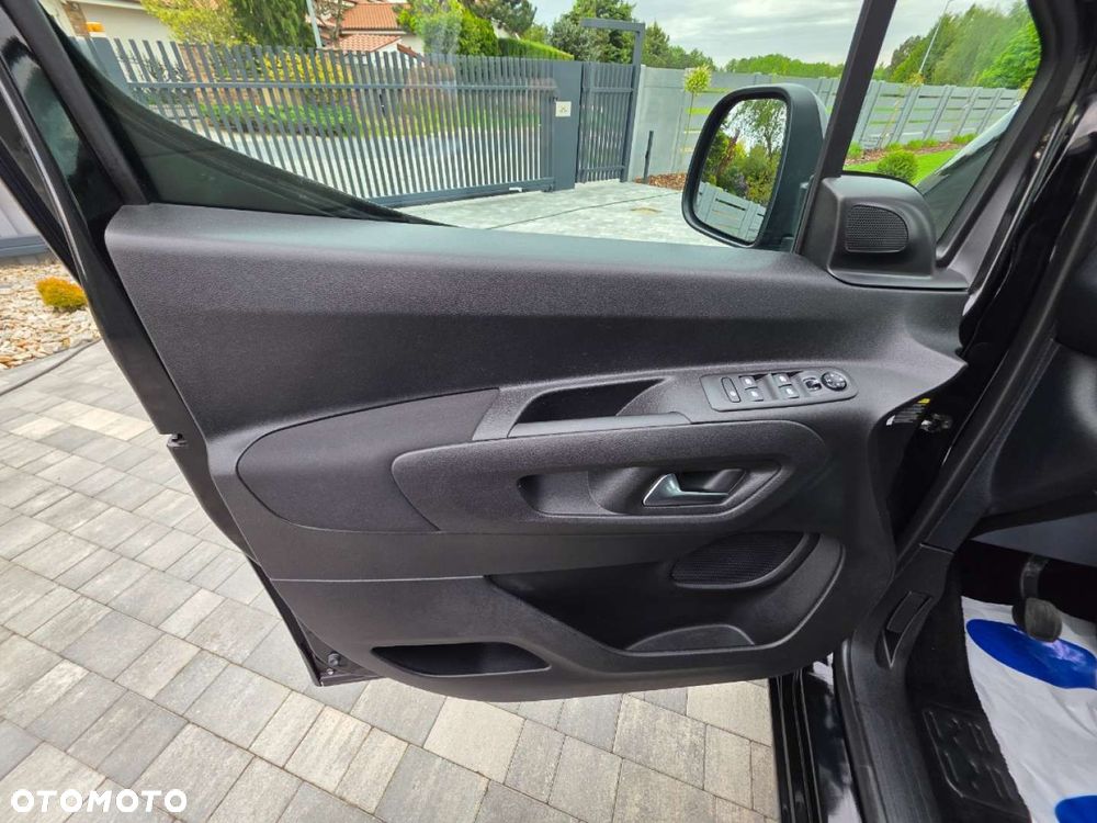 Opel Combo - 11