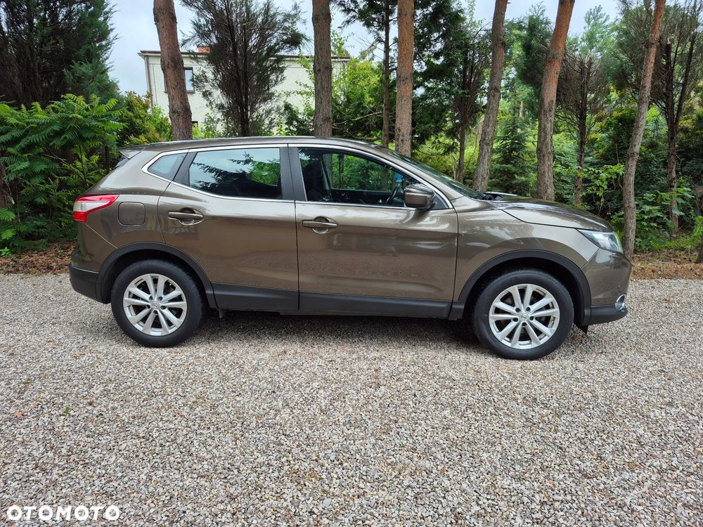 Nissan Qashqai 1.6 dCi DPF acenta - 6