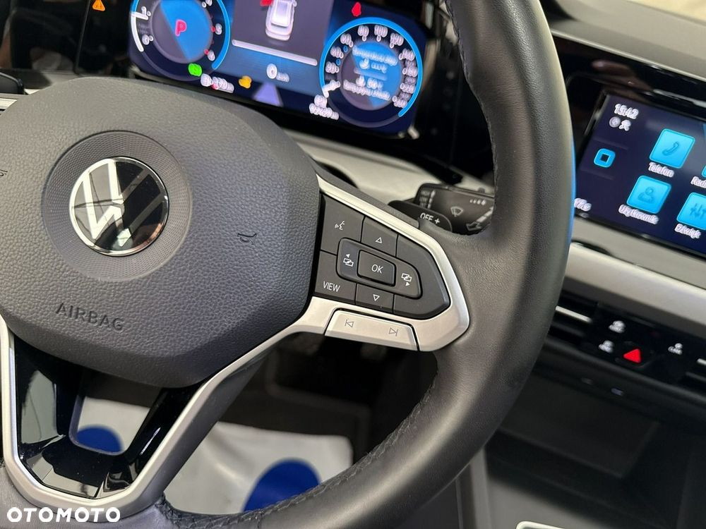 Volkswagen Golf - 26
