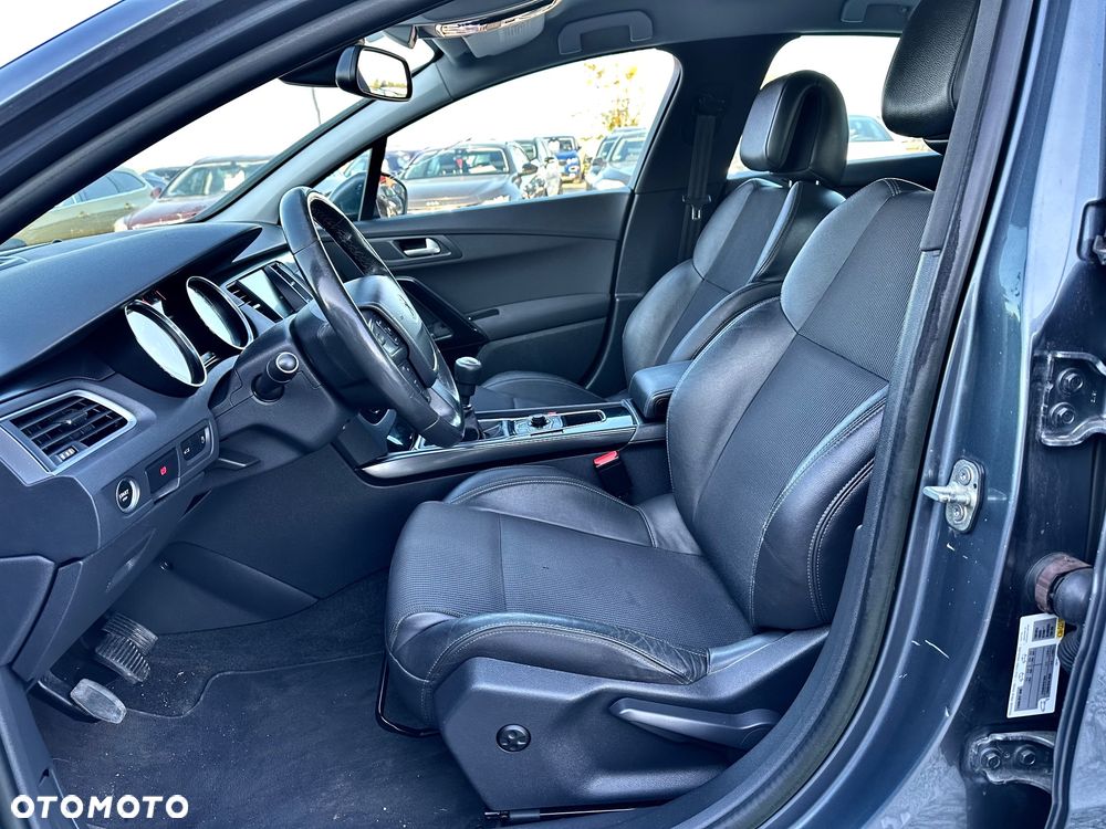 Peugeot 508 HDi FAP 140 Family - 17