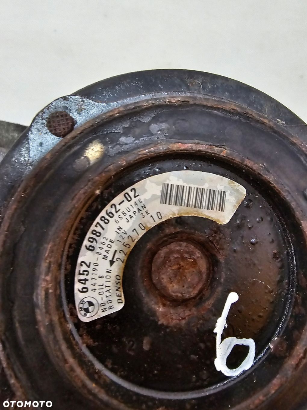 2008 BMW E87 22527010 SPRĘŻARKA KLIMATYZACJI - 1