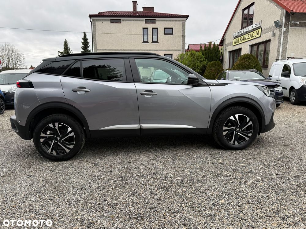 Peugeot 2008 PureTech 130 EAT8 GT Pack - 10