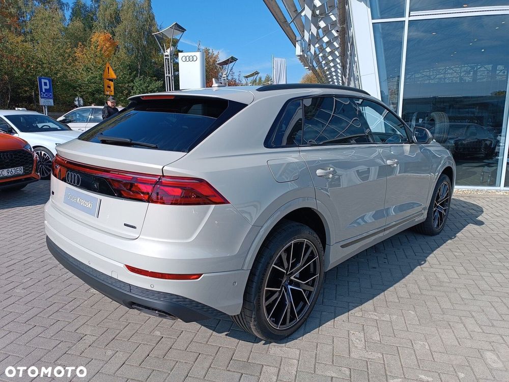 Audi Q8 - 7