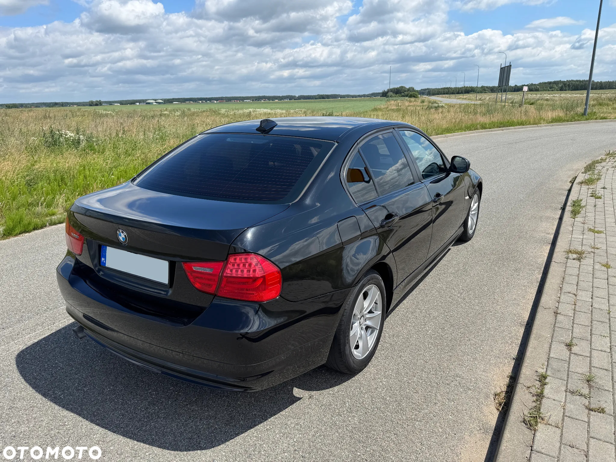 BMW Seria 3 318d - 4