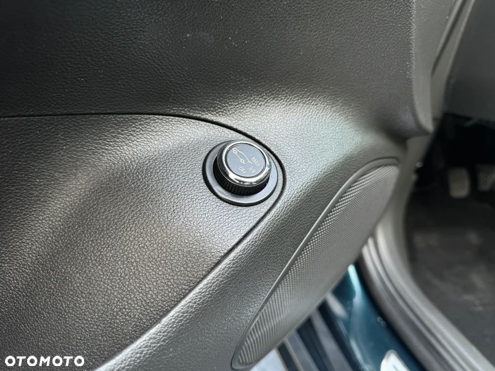 Opel Astra 1.4 Turbo Start/Stop Business - 21