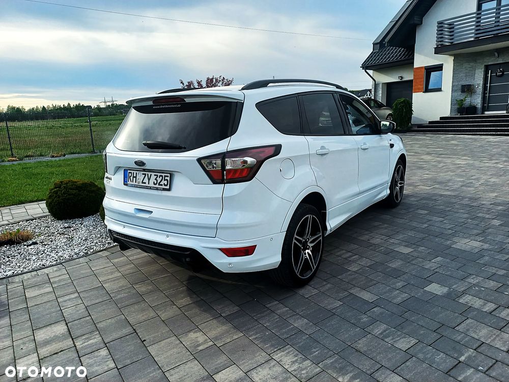 Ford Kuga 2.0 TDCi 2x4 ST-Line - 6