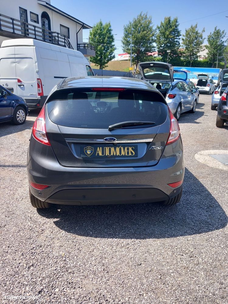 Ford Fiesta 1.5 TDCi STLine - 4
