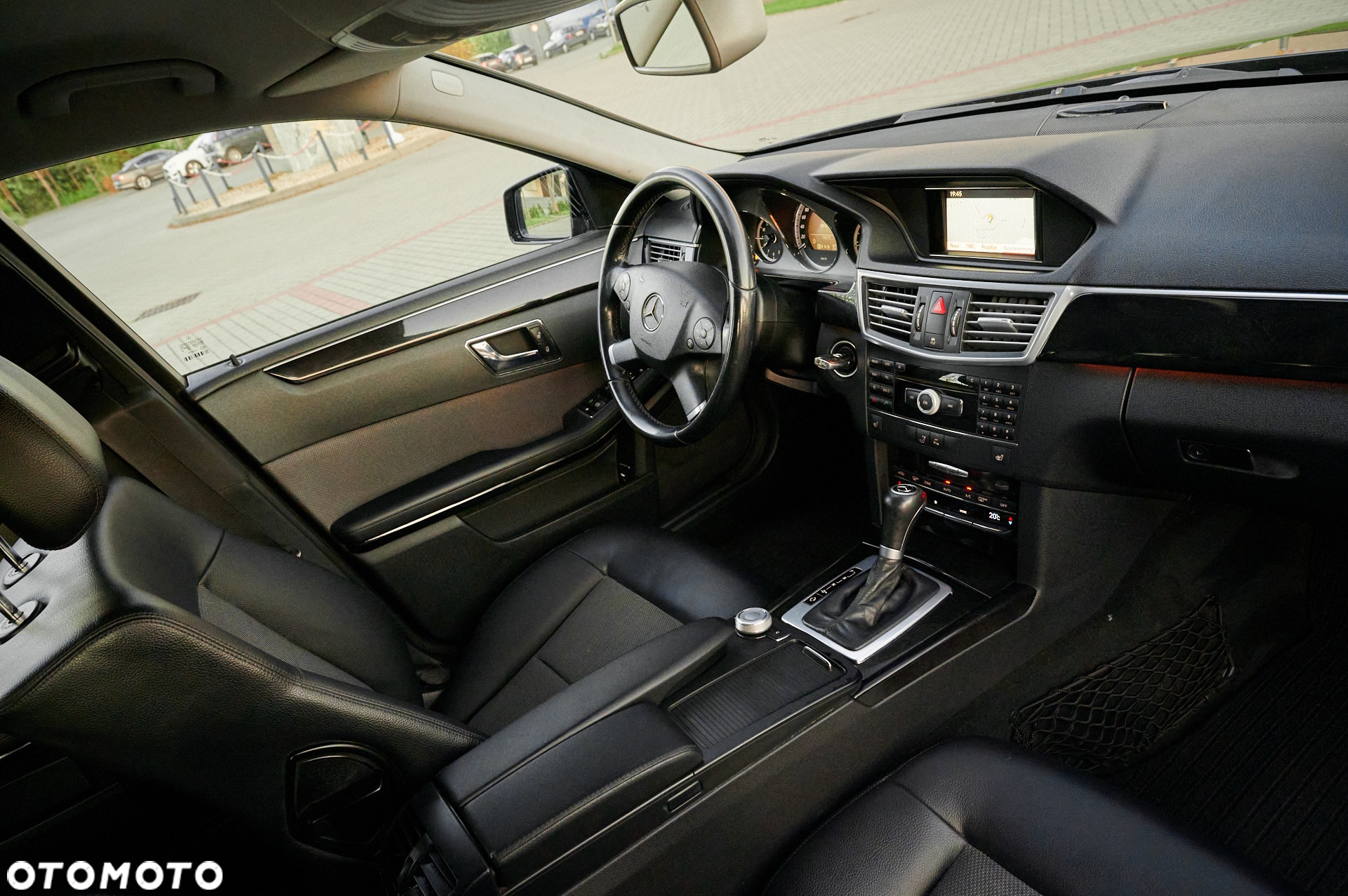 Mercedes-Benz Klasa E 200 BlueTEC 7G-TRONIC Avantgarde - 32