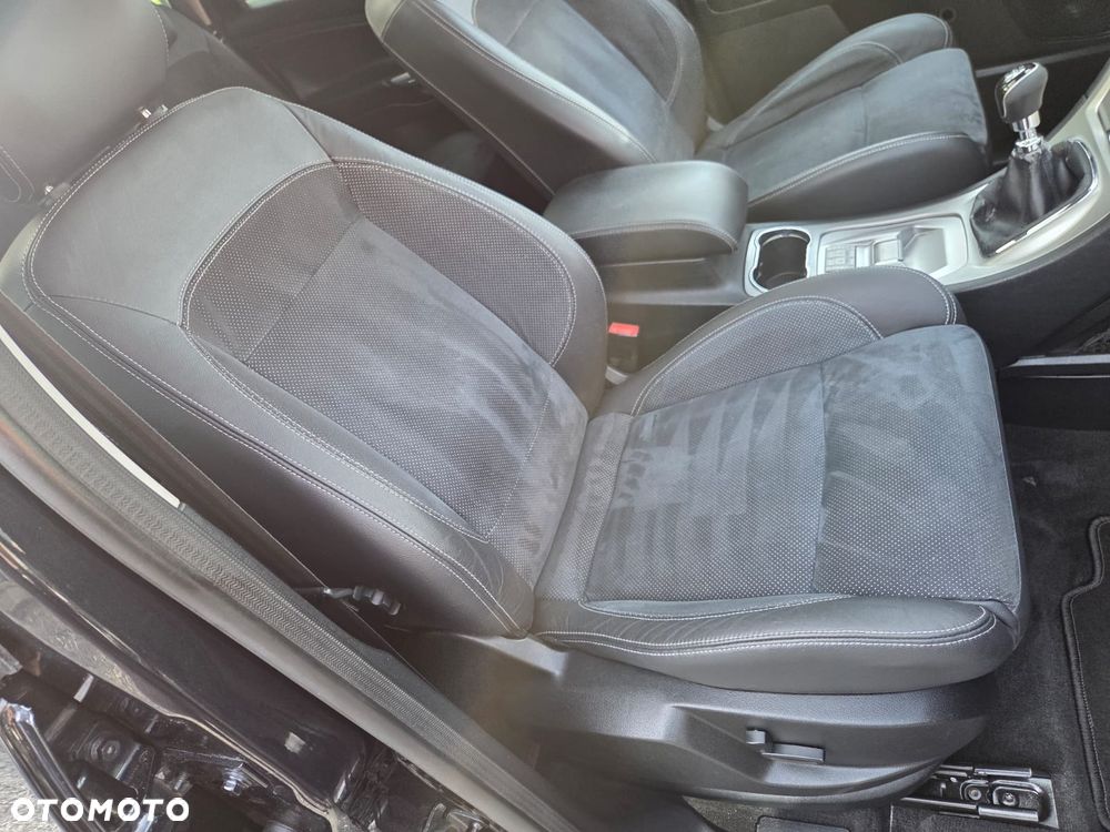 Ford S-Max 2.2 TDCi DPF Titanium - 21
