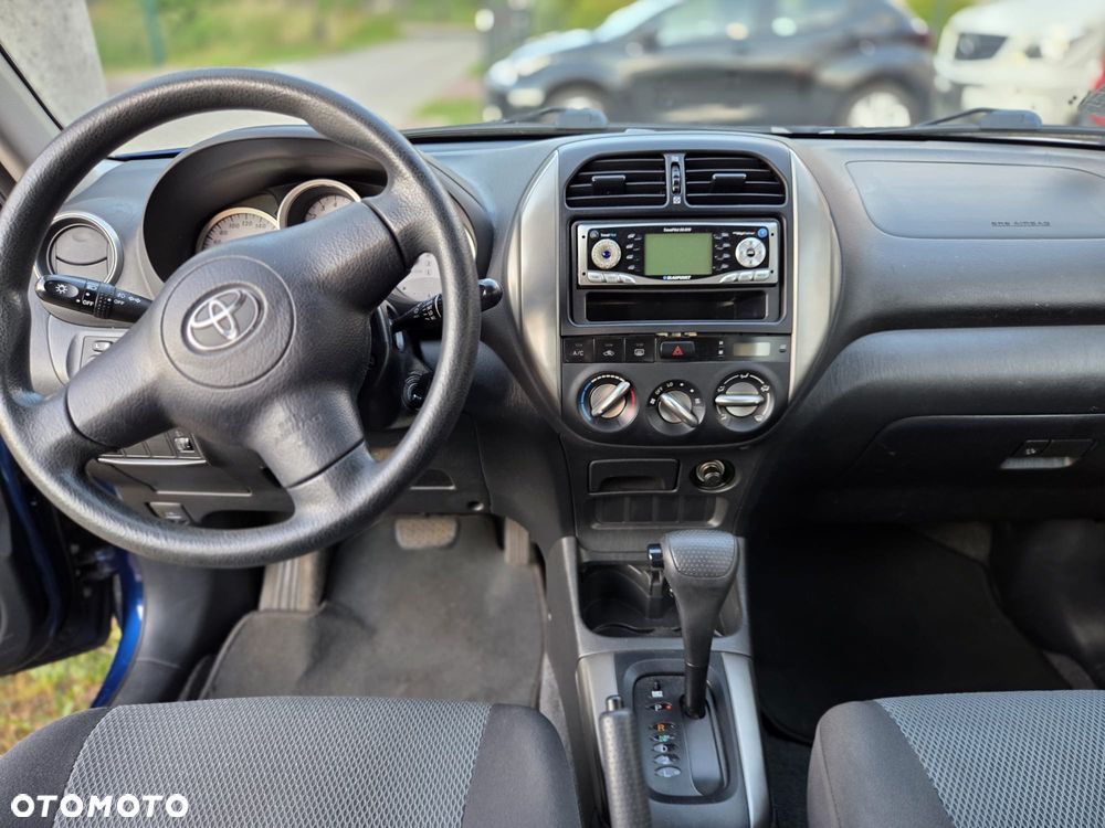 Toyota RAV4 2.0 VVT-i 4x4 - 5