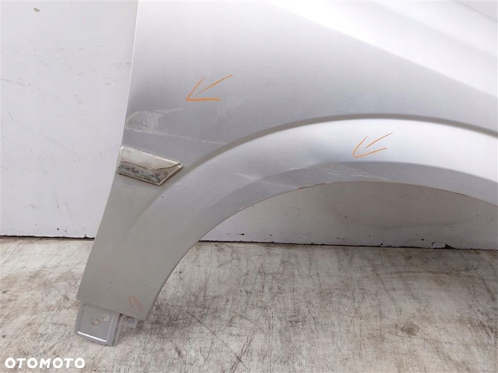 Błotnik przedni prawy Opel Vectra C   2005-2008 LIFT LAKIER  Z157 SREBRNY - 2