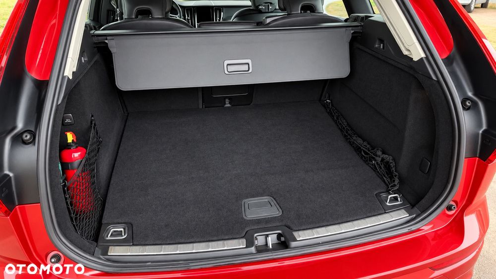 Volvo XC 60 T6 AWD Core - 28