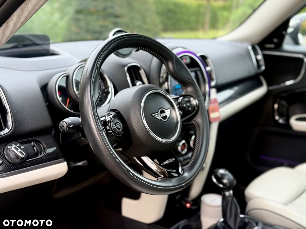 MINI Countryman Cooper S E ALL4 - 24