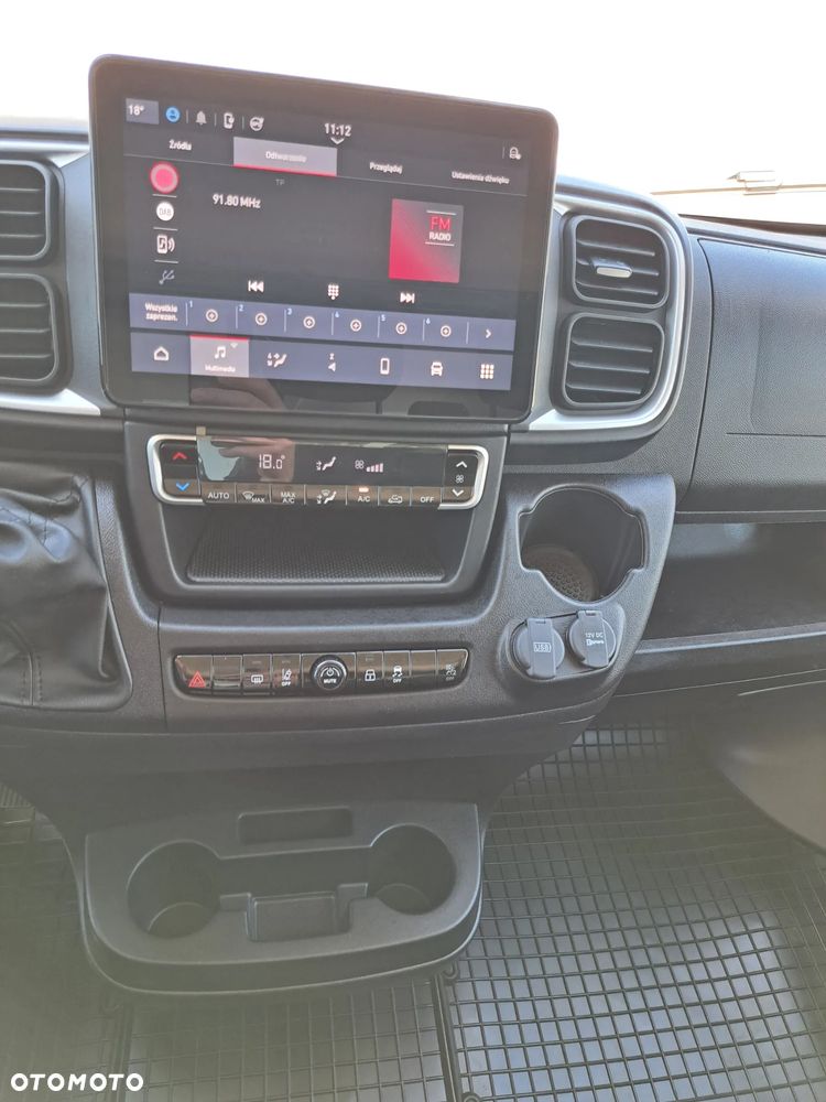 Fiat Ducato Kontener z windą - 26