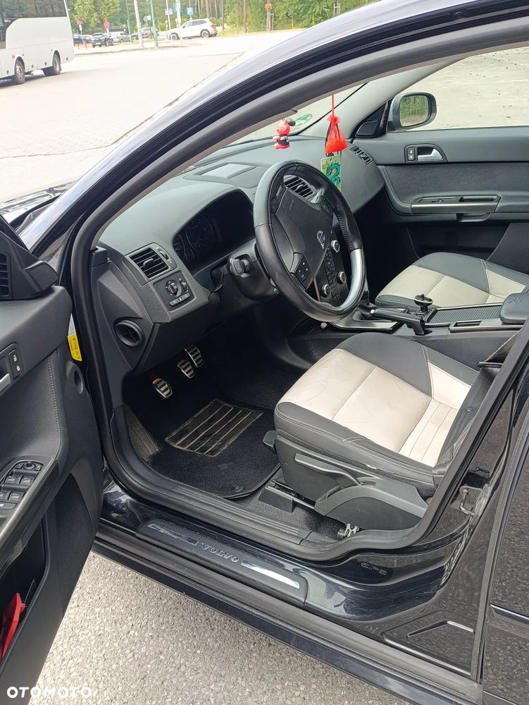 Volvo V50 D5 R-Design Kinetic - 23