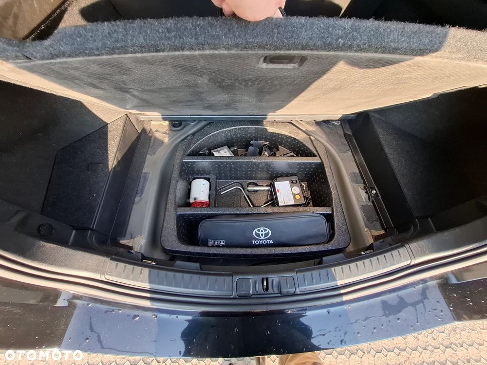 Toyota Auris - 11