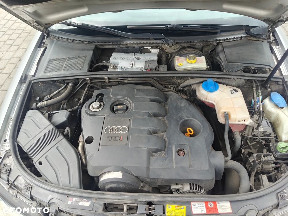 Audi A4 Limousine 2.5 TDI Quattro Tiptronic - 7