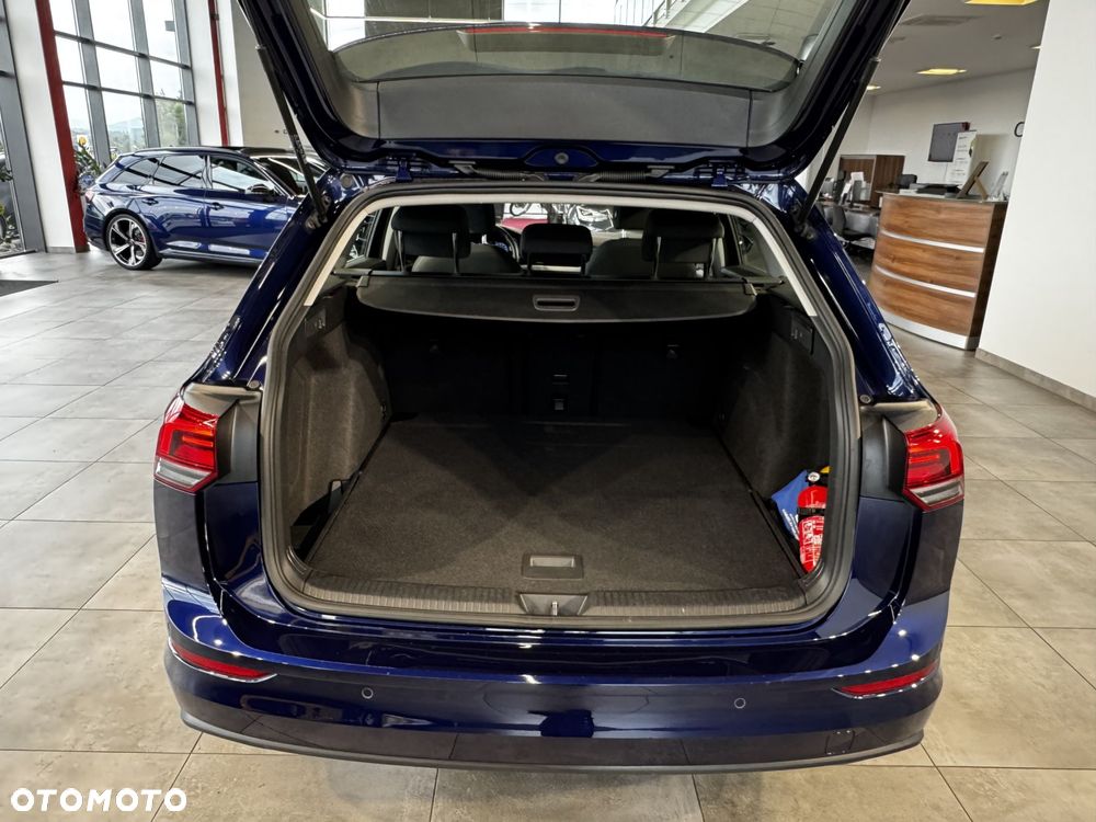 Volkswagen Golf Variant - 13