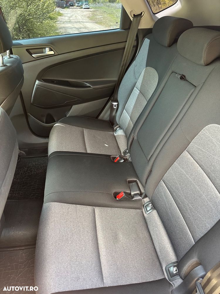 Hyundai Tucson 1.6 GDI 2WD 6MT Style - 15