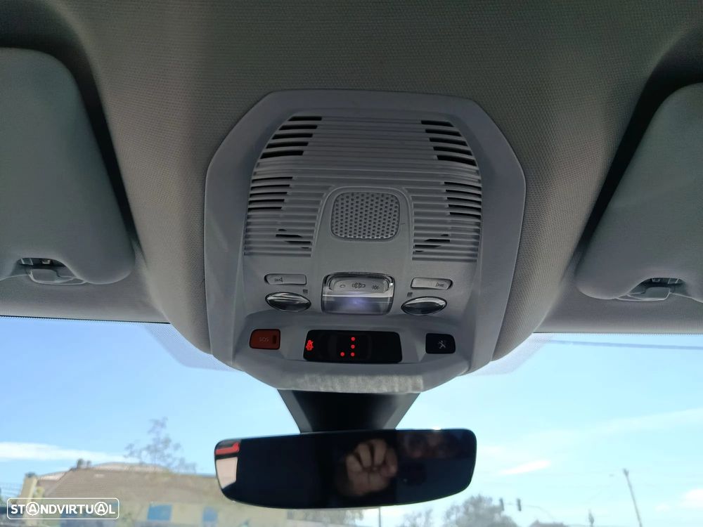 Peugeot 3008 1.6 Hybrid Allure Pack e-EAT8 - 30