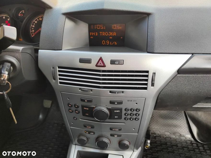 Opel Astra III 1.6 - 12