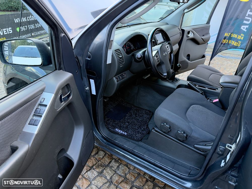 Nissan Navara 2.5 dCi CD SE - 35