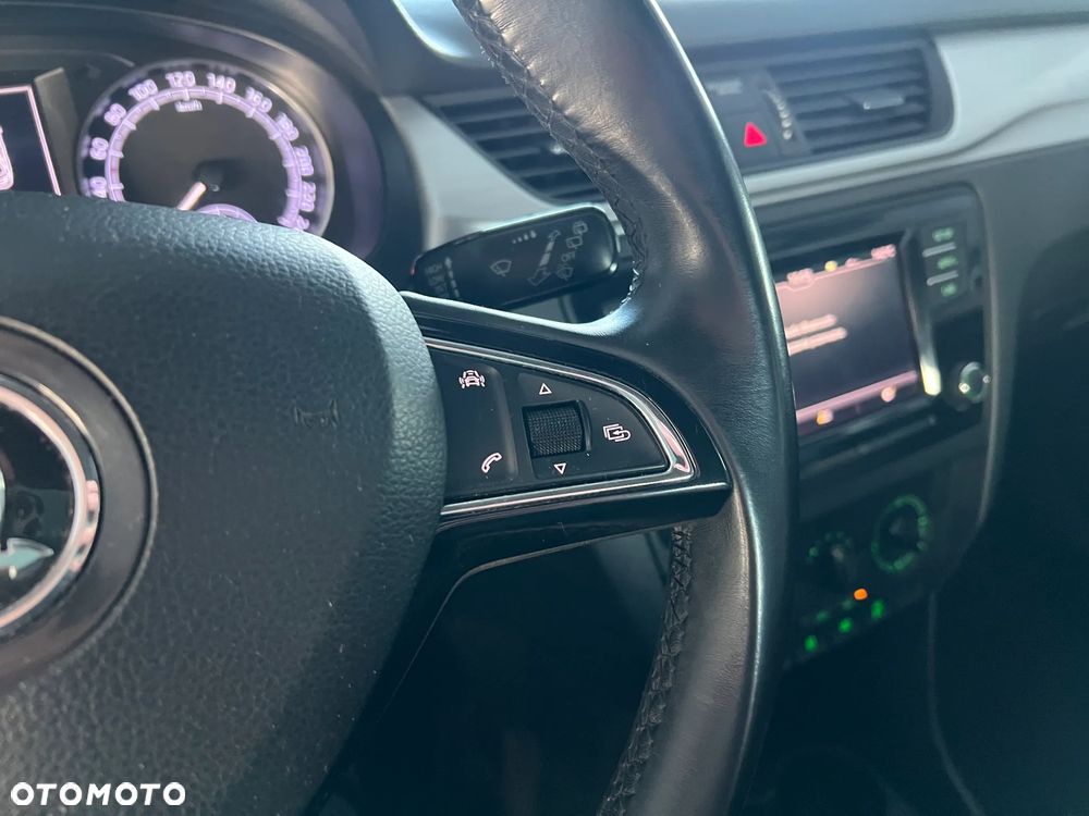 Skoda RAPID 1.0 TSI Ambition - 24