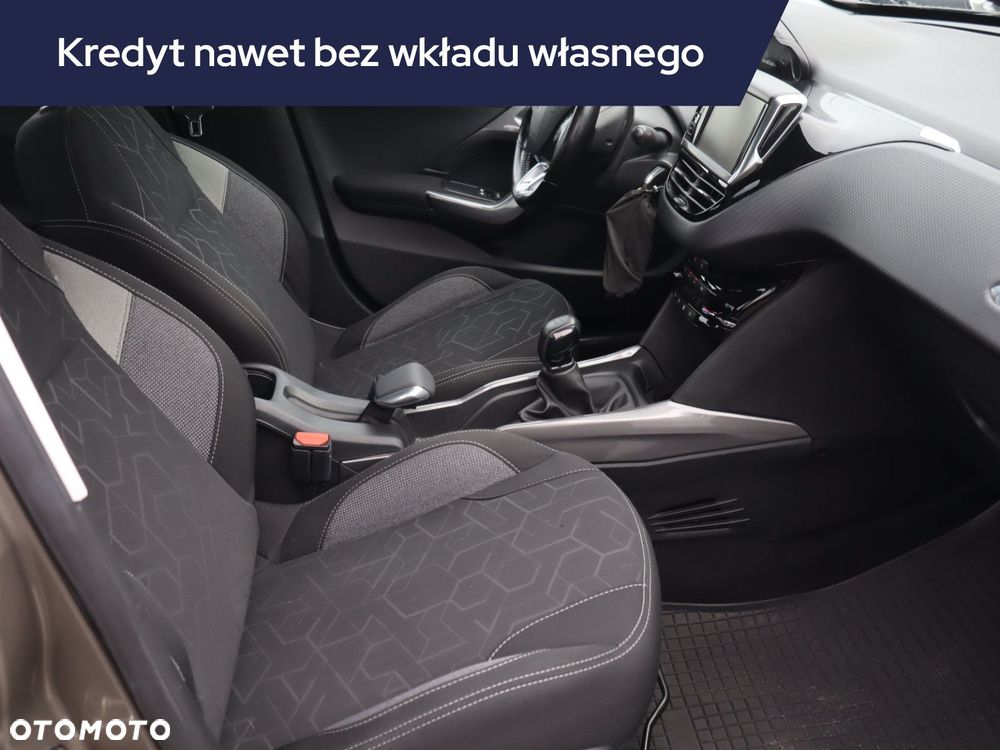 Peugeot 2008 - 11