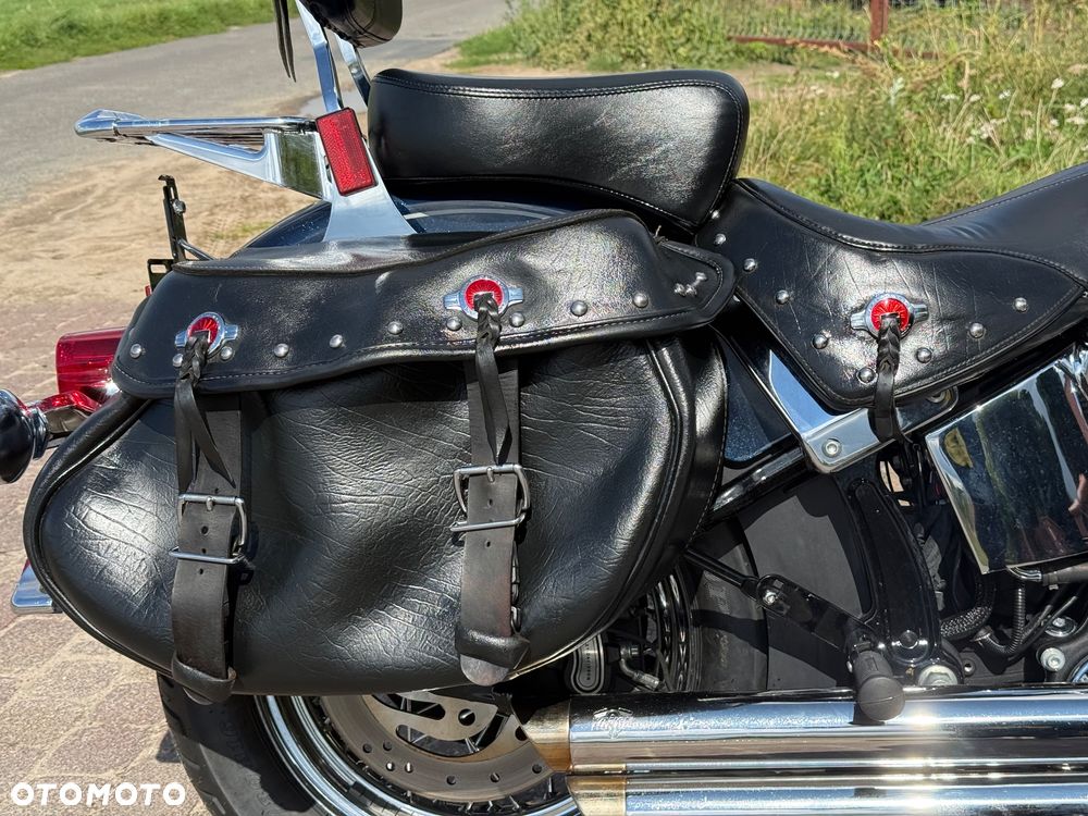 Harley-Davidson Softail Heritage Classic - 28