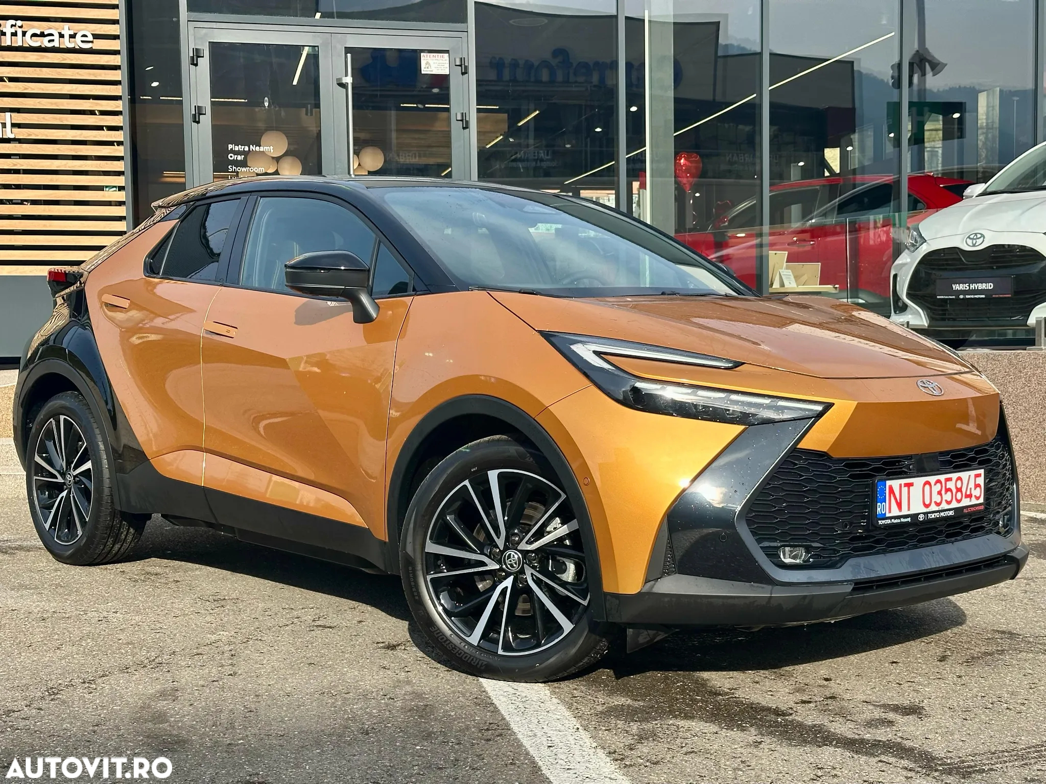 Toyota C-HR 2.0 PHEV 223 CP 4x2 CVT Premiere Edition - 2
