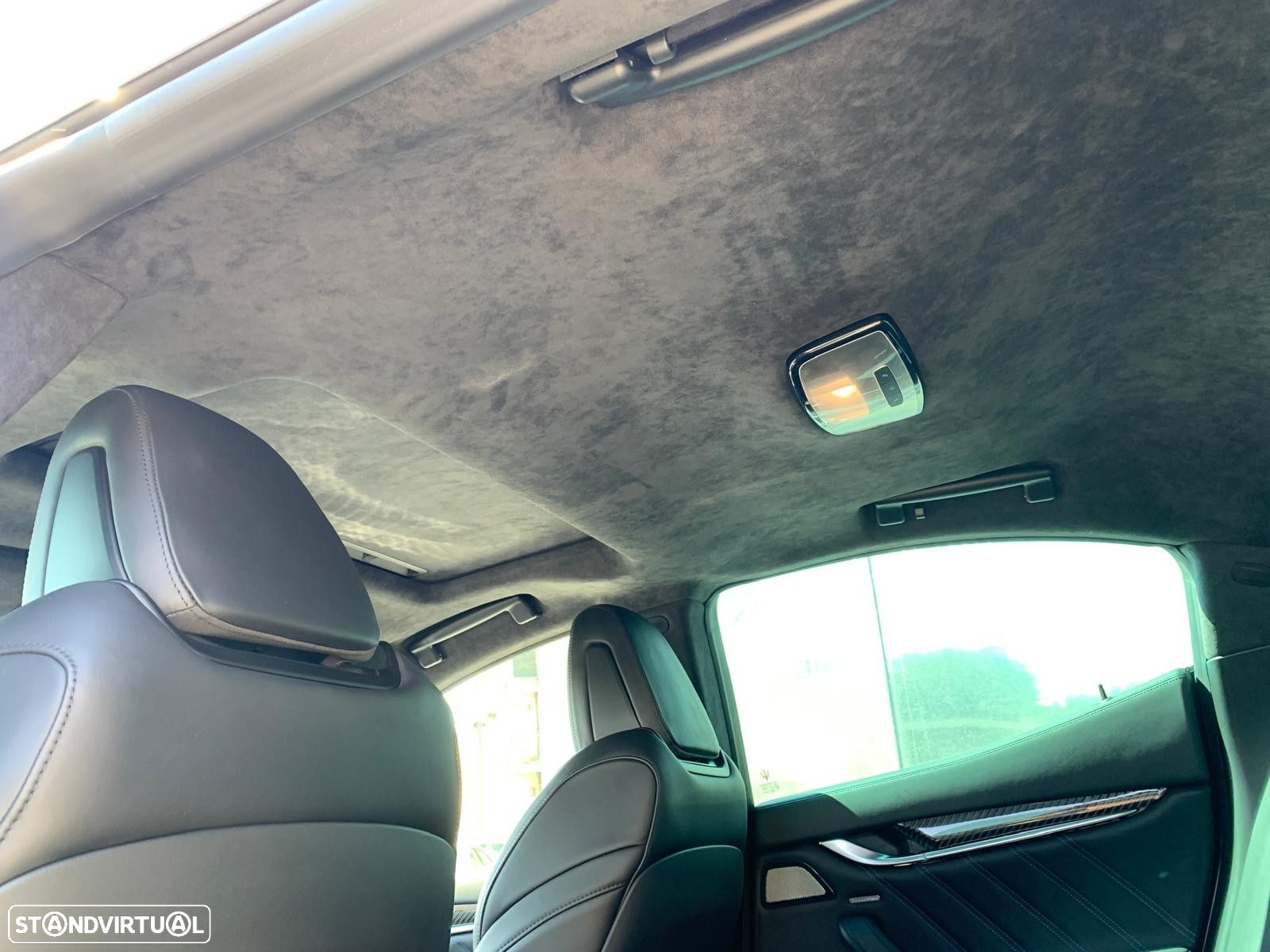 Maserati Ghibli 2.0 Executive - 17