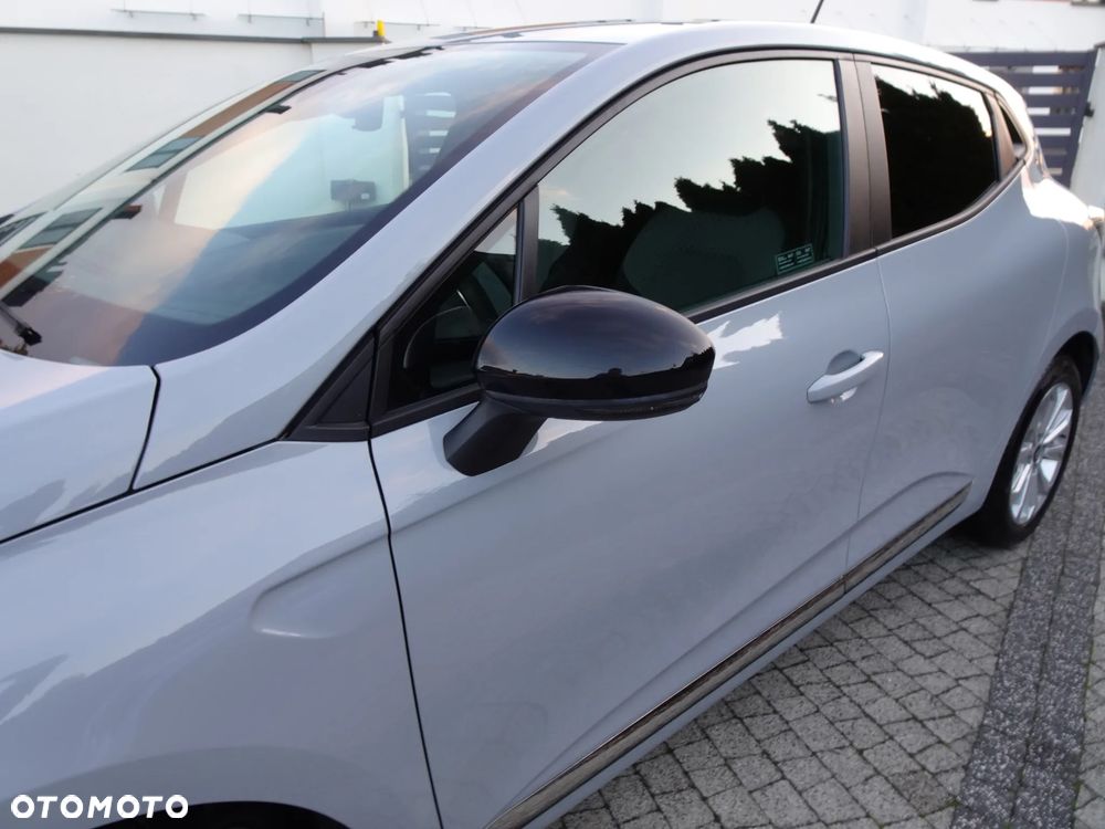 Renault Clio 1.0 TCe Intens Xtronic - 12