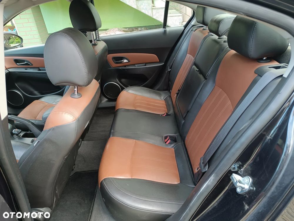 Chevrolet Cruze 1.8 LTZ - 17