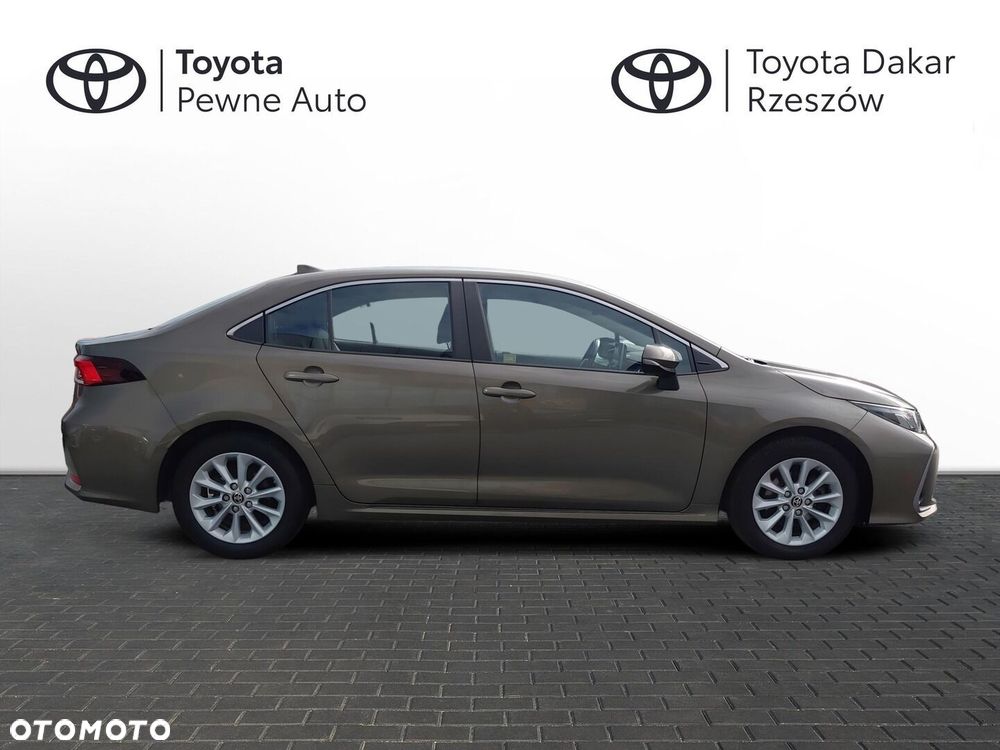 Toyota Corolla - 6